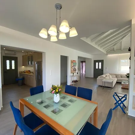 Villa Anthia Villa *