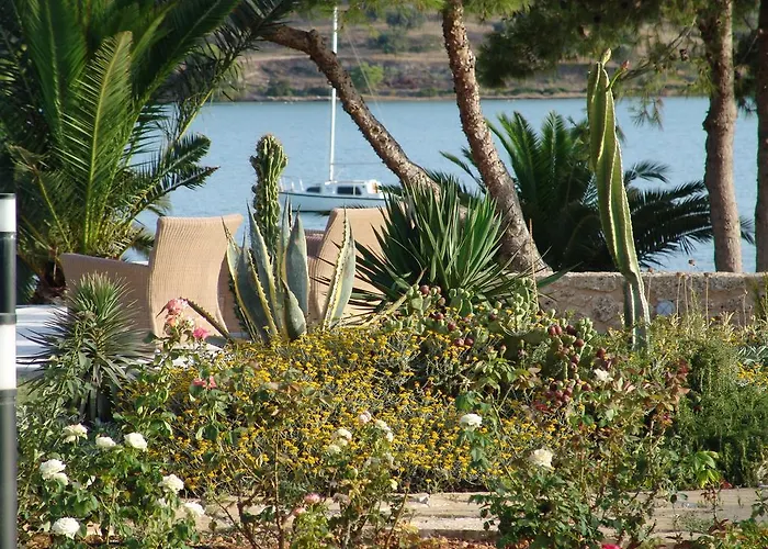 Grace Villa Pórto Héli